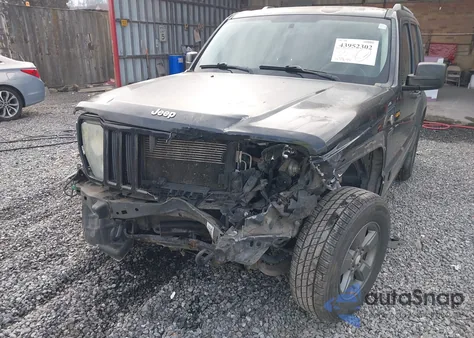 2010 Jeep Liberty Renegade from USA, damaged, VIN 1J4PN3GK4AW151635